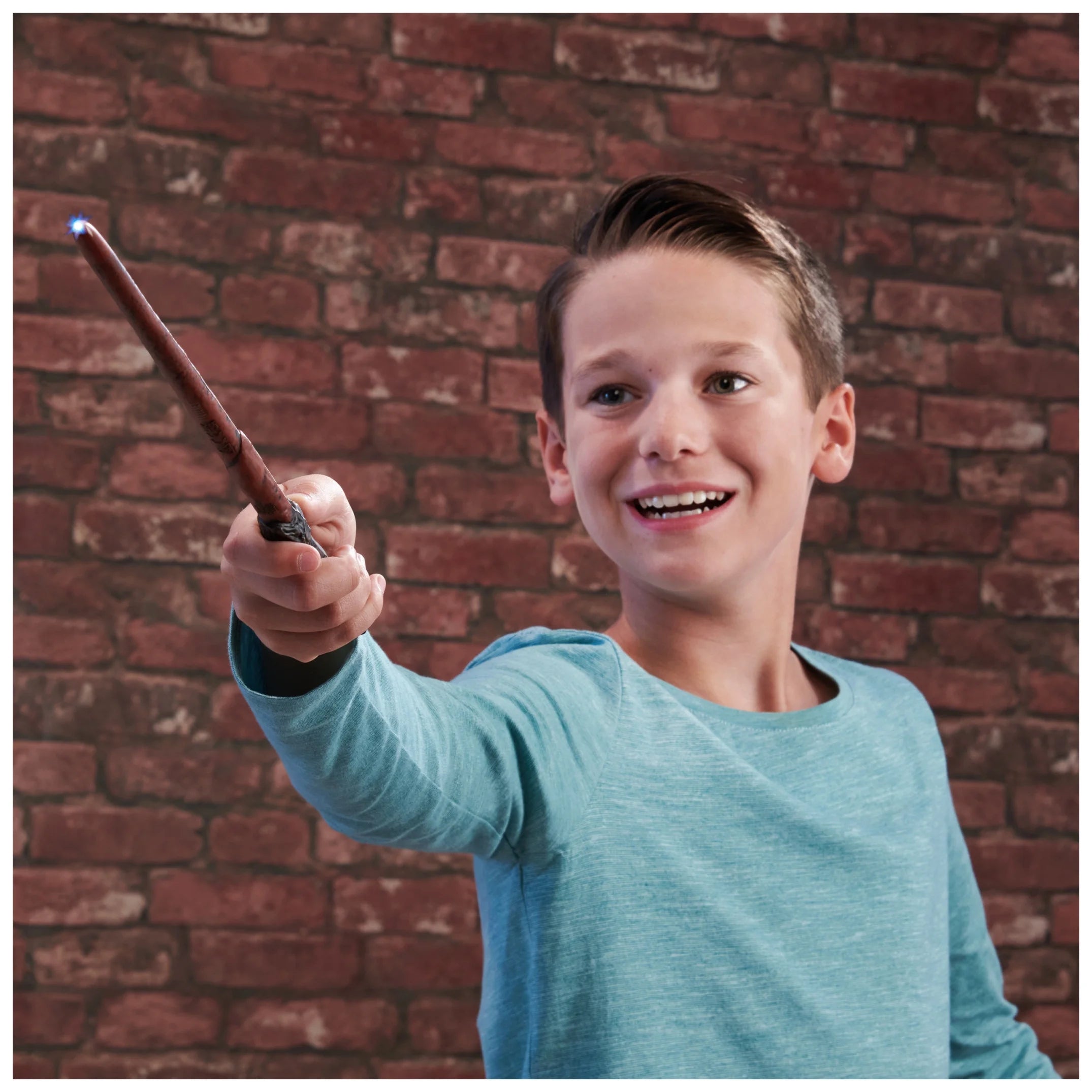 , Harry Potter 13-Inch Patronus Light-Up Projection Magic Wand for Pretend Play, for Ages 6 and up (Multipack Quantity 1)